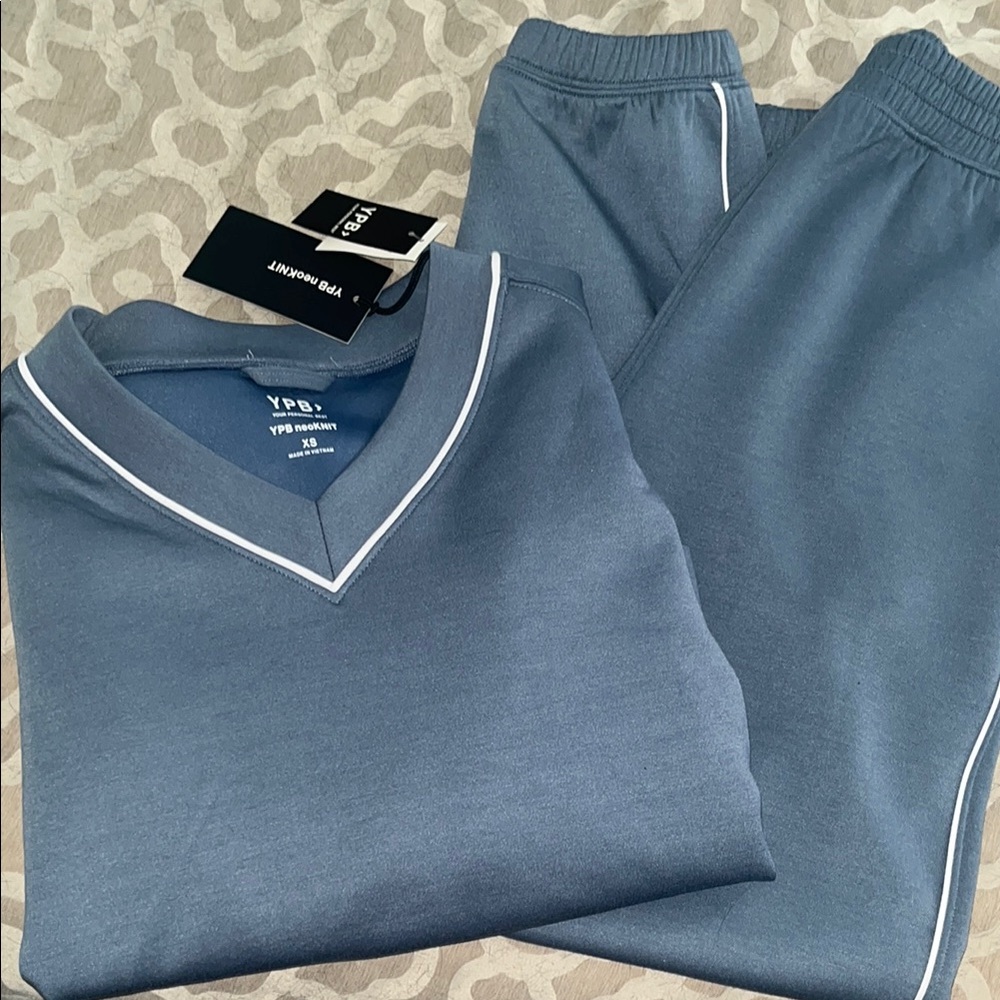 Abercrombie & Fitch blue Women's set